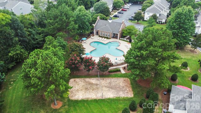 13422 Savannah Point Drive, Charlotte, NC 28273