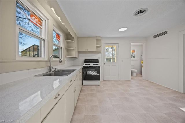 111 Miller Street, Thomasville, NC 27360