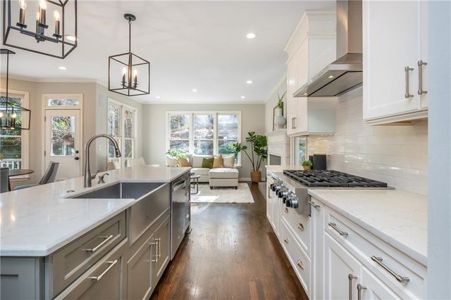 10723 Glenleigh Drive, Johns Creek, GA 30097