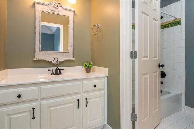 10723 Glenleigh Drive, Johns Creek, GA 30097