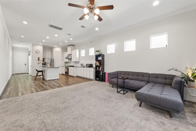 10016 Steeple Farms Drive, Houston, TX 77080