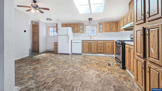 4967 Wind Spring Wy NE 24, Salem, OR 97301