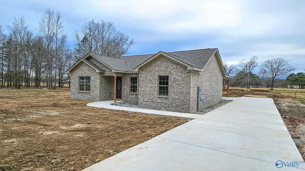 25151 Guthrie Road, Elkmont, AL 35620