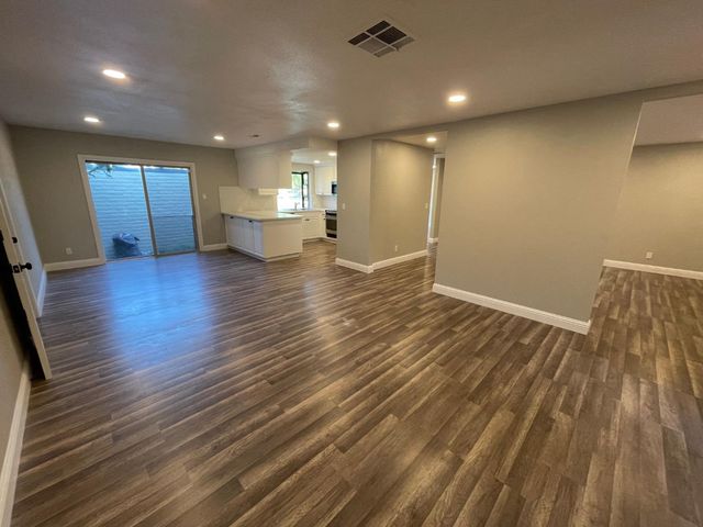 9704 Springfield Way, Stockton, CA 95212