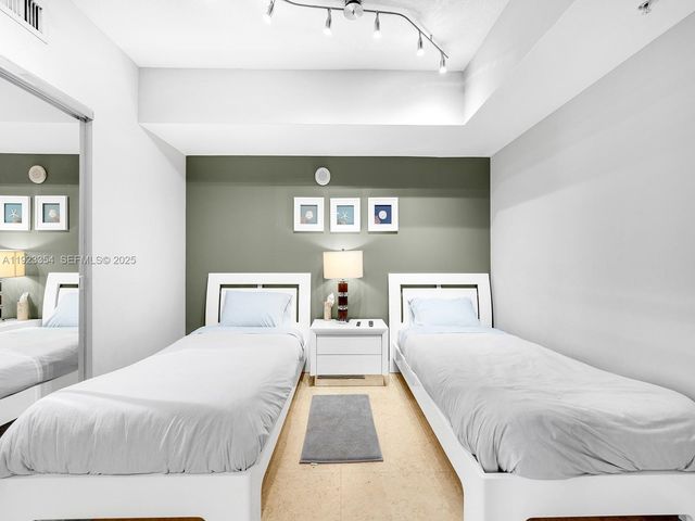 16699 Collins Ave 2906, Sunny Isles Beach, FL 33160