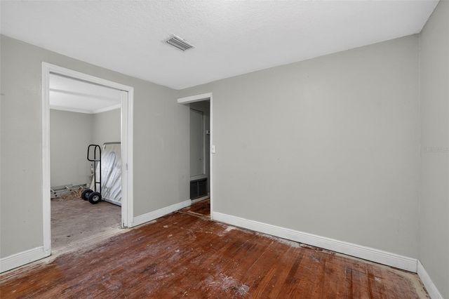 10109 MAIN STREET, Thonotosassa, FL 33592