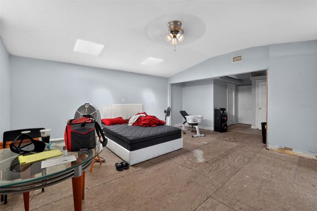 10109 MAIN STREET, Thonotosassa, FL 33592