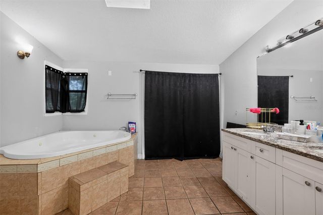 10109 MAIN STREET, Thonotosassa, FL 33592