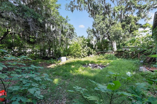 10109 MAIN STREET, Thonotosassa, FL 33592