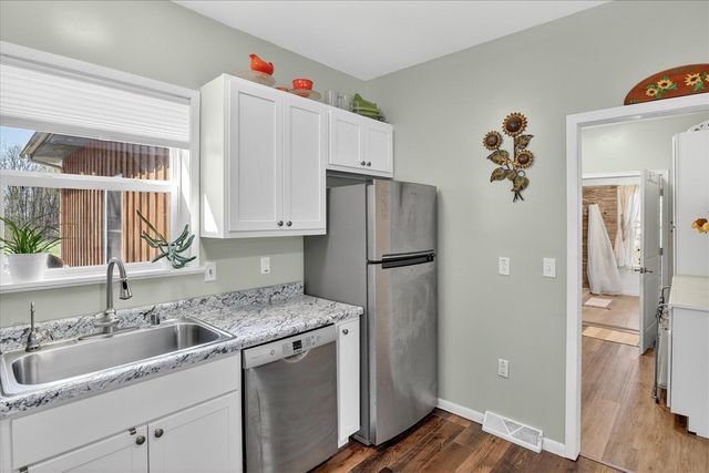 23536 Forest Shores Drive, Cassopolis, MI 49031