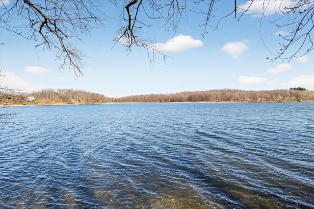 23536 Forest Shores Drive, Cassopolis, MI 49031