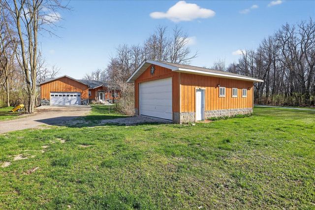 23536 Forest Shores Drive, Cassopolis, MI 49031