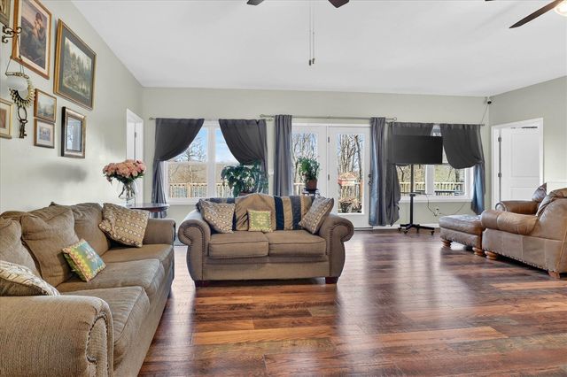 23536 Forest Shores Drive, Cassopolis, MI 49031