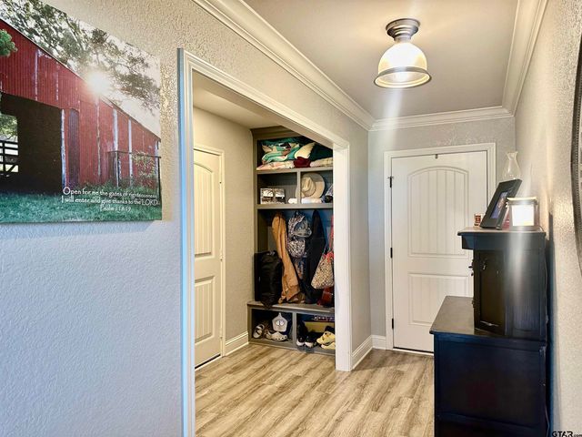 1491 Hopson Drive, Athens, TX 75752