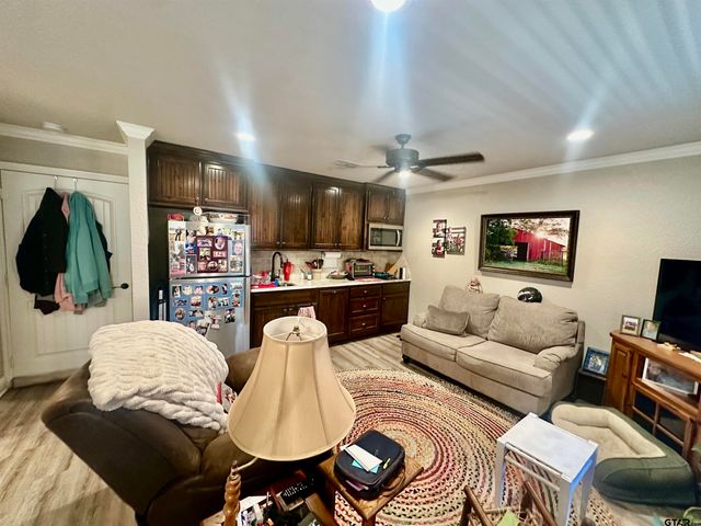 1491 Hopson Drive, Athens, TX 75752