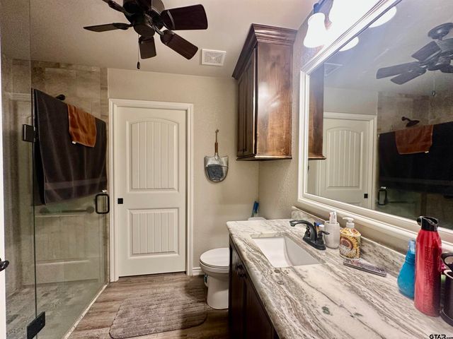 1491 Hopson Drive, Athens, TX 75752