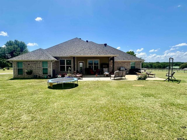 1491 Hopson Drive, Athens, TX 75752
