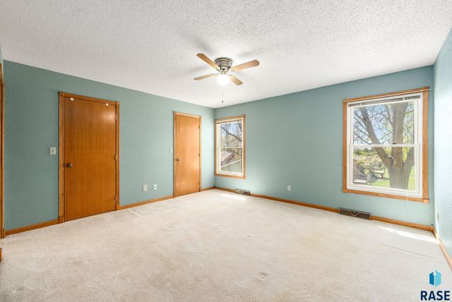 208 E 7th St Street, Crooks, SD 57020