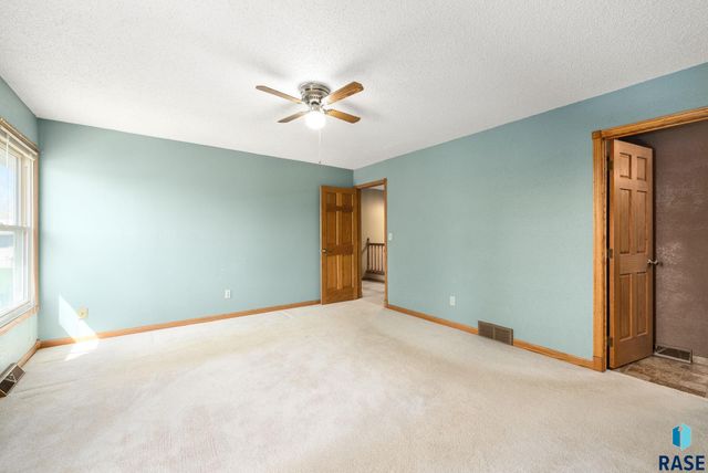 208 E 7th St Street, Crooks, SD 57020