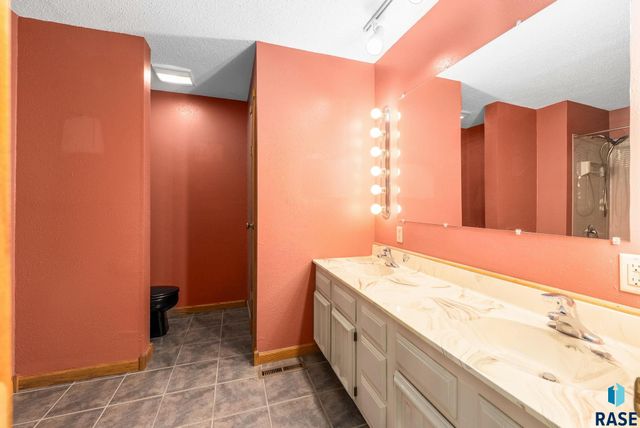 208 E 7th St Street, Crooks, SD 57020