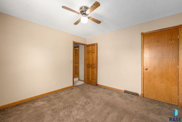 208 E 7th St Street, Crooks, SD 57020
