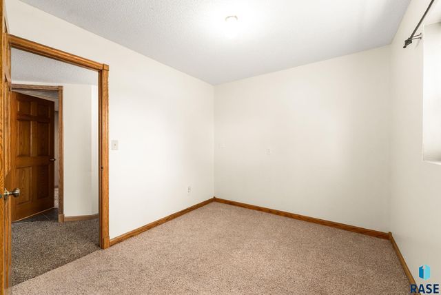 208 E 7th St Street, Crooks, SD 57020