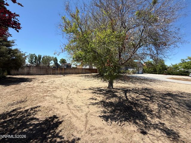 957 Ronald Way, Fallon, NV 89406