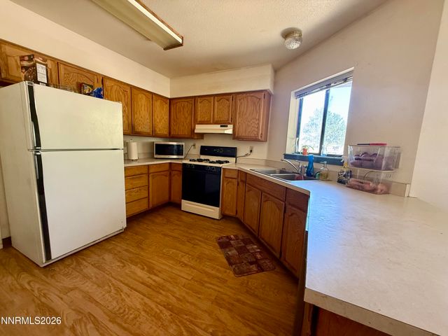 957 Ronald Way, Fallon, NV 89406