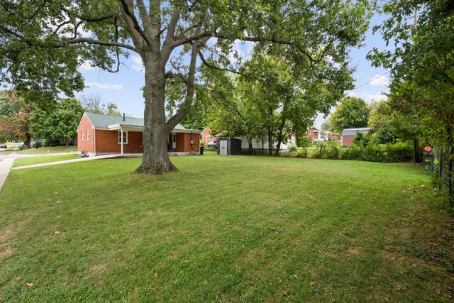 546 Freeman Drive, Lexington, KY 40505