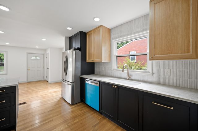 546 Freeman Drive, Lexington, KY 40505