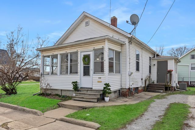 910 N Mason Street, Bloomington, IL 61701