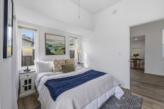 910 N Mason Street, Bloomington, IL 61701