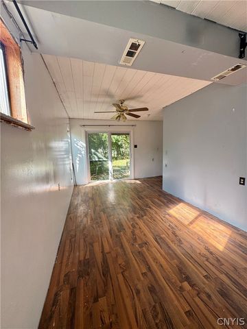203 Anita Avenue, Salina, NY 13088