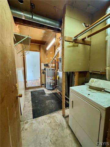203 Anita Avenue, Salina, NY 13088