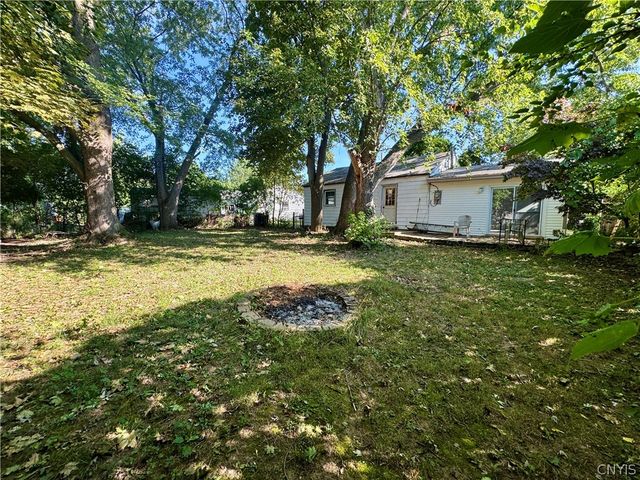 203 Anita Avenue, Salina, NY 13088