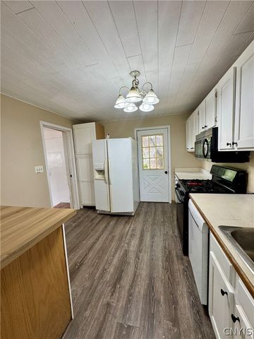 203 Anita Avenue, Salina, NY 13088