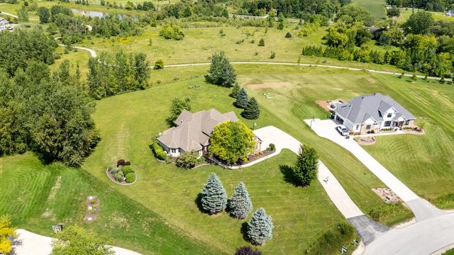 1960 Trillium TRAIL, Grafton, WI 53024