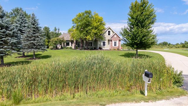 1960 Trillium TRAIL, Grafton, WI 53024