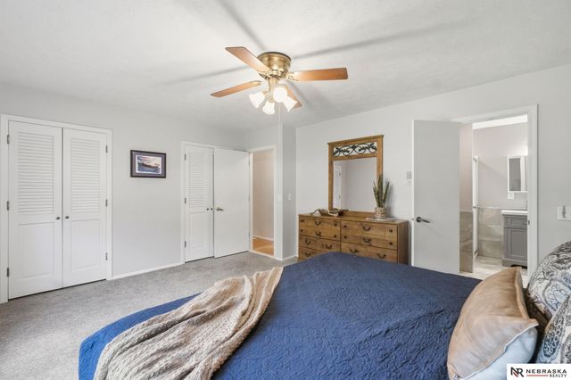 304 Bellevue Boulevard S, Bellevue, NE 68005