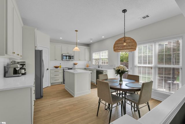 3 Braelock Court, Greenville, SC 29615
