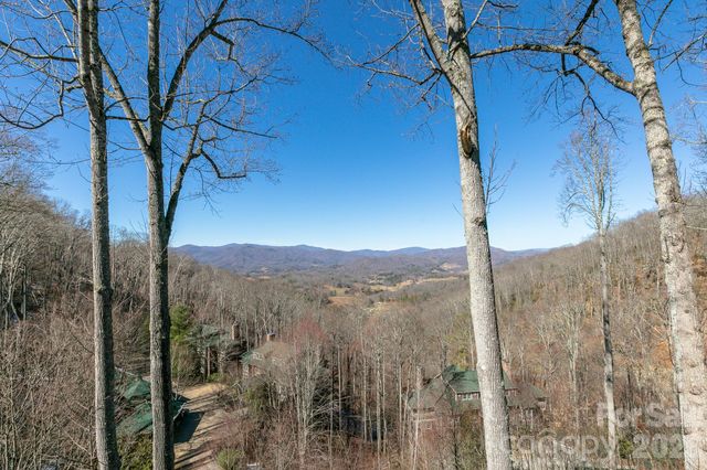 47 Creekside Way H301, Burnsville, NC 28714