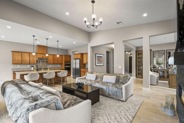 9129 Wild Skies Way, Reno, NV 89523