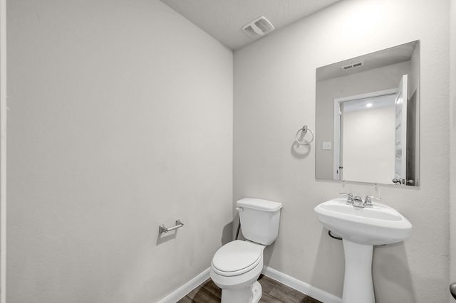 68 Road 51026, Cleveland, TX 77327