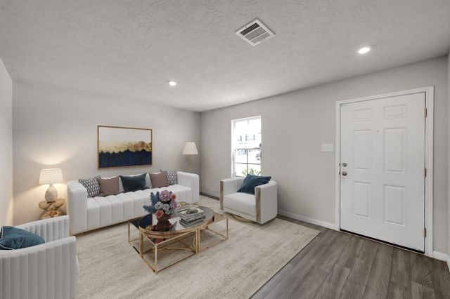 68 Road 51026, Cleveland, TX 77327