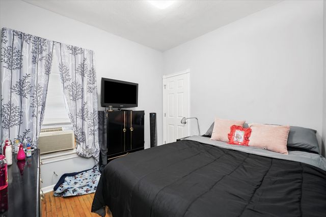 1611 Saint Charles Road, Maywood, IL 60153