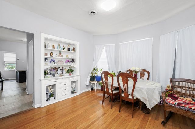 1611 Saint Charles Road, Maywood, IL 60153