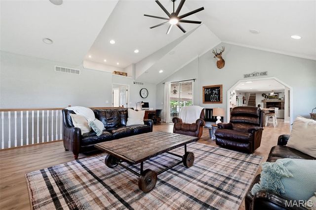 2622 Old Mount Hope Road, Lonedell, MO 63060