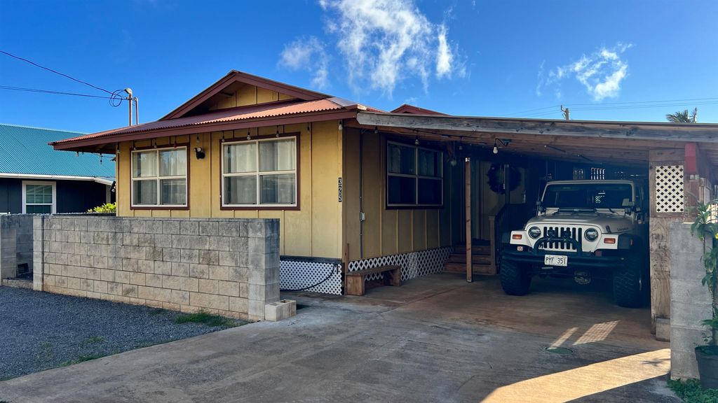 325 Gay St, Lanai City, HI 96763