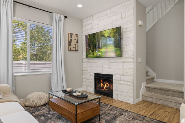 3584 S AUTUMN GATE CT, Magna, UT 84044