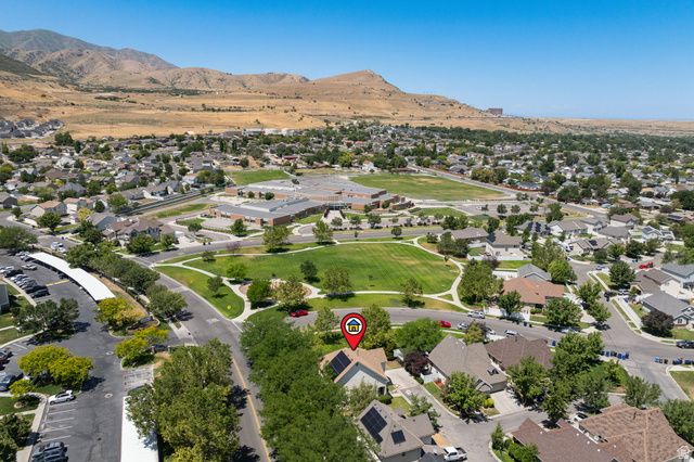 3584 S AUTUMN GATE CT, Magna, UT 84044